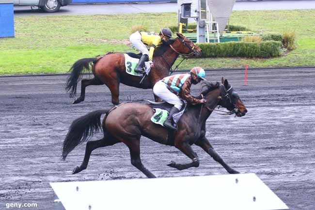 24/12/2021 - Vincennes - Prix de Gambais : Arrivée