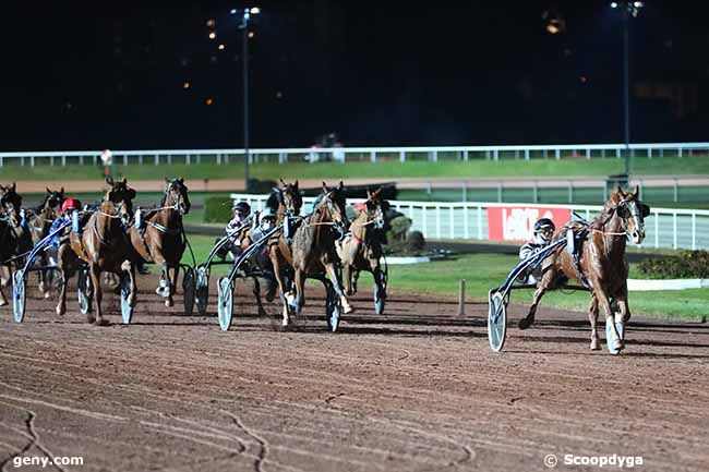 10/03/2023 - Enghien - Prix de Sanary-sur-Mer : Arrivée