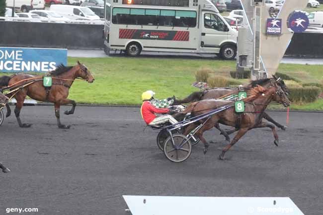 11/02/2024 - Vincennes - Prix Ovide Moulinet : Arrivée