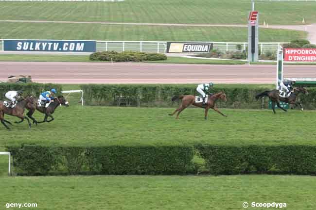 15/04/2011 - Enghien - Prix des Charentes : Ankunft