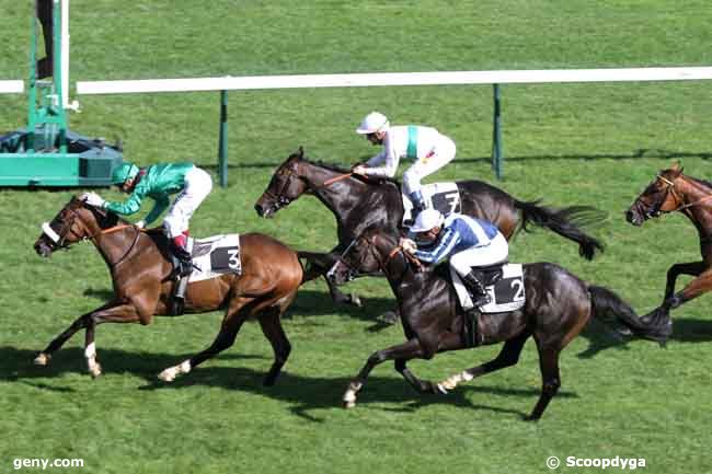 04/09/2011 - ParisLongchamp - Prix des Bouffes Parisiens : Arrivée