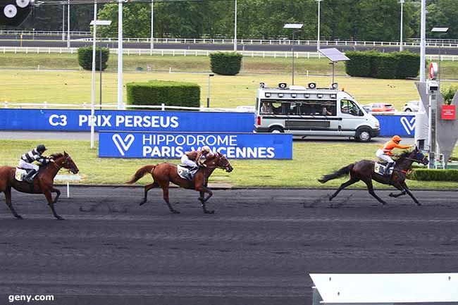 09/06/2022 - Vincennes - Prix Perseus : Arrivée