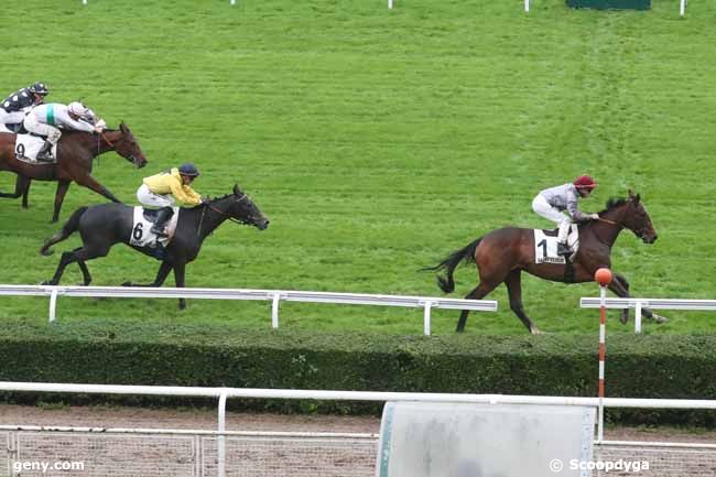 30/10/2023 - Saint-Cloud - Prix Douve : Arrivée