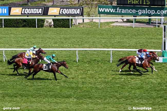 22/04/2010 - Saint-Cloud - Prix du Béarn : Arrivée