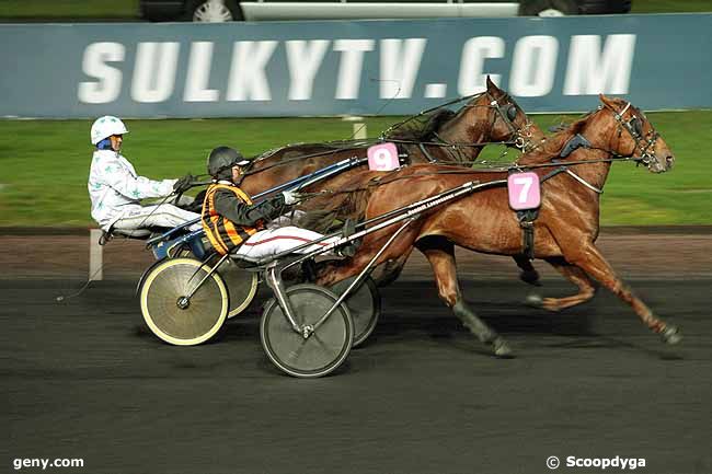 05/12/2011 - Vincennes - Prix des Amandiers : Arrivée