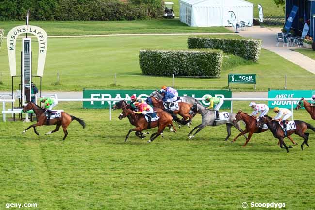 07/05/2016 - Maisons-Laffitte - Prix de l'Etoile d'Artois : Arrivée