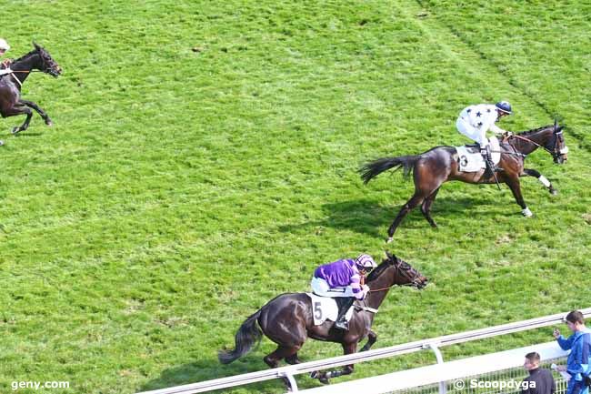 19/04/2022 - Auteuil - Prix Claude Cohen : Arrivée