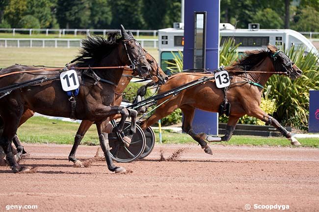 10/08/2025 - Enghien - Prix des Tuileries : Arrivée