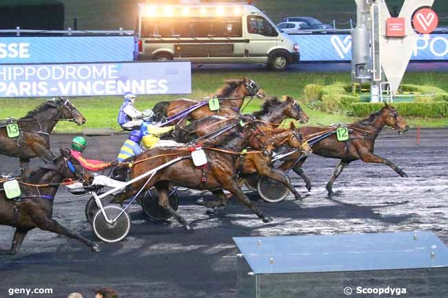 24/12/2021 - Vincennes - Prix de Plessé : Arrivée