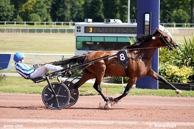 10/08/2025 - Enghien - Prix d'Argenteuil : Arrivée