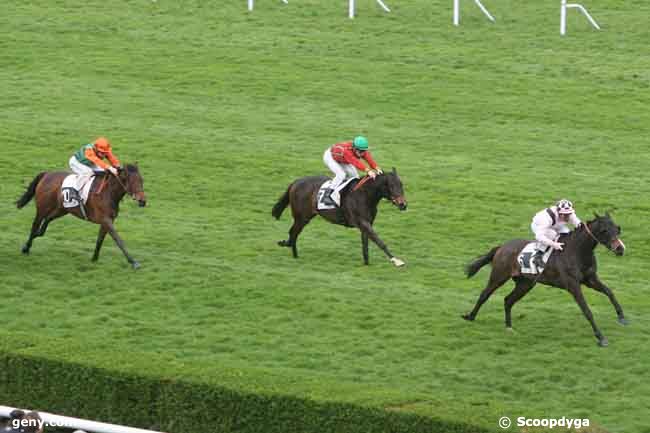 03/04/2011 - Saint-Cloud - Prix de Grignon : Arrivée