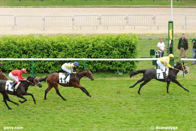 19/06/2012 - Chantilly - Prix de la Plaine : Arrivée