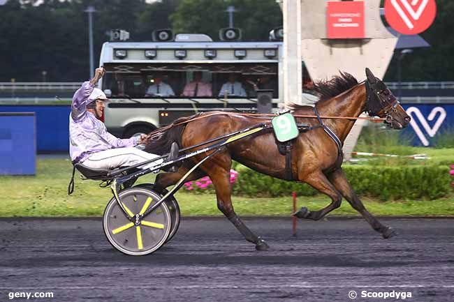 17/06/2022 - Vincennes - Prix Iphigénia : Arrivée