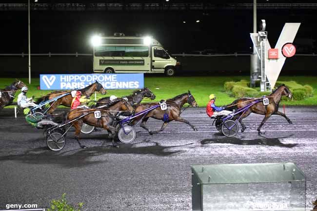 16/11/2023 - Vincennes - Prix d'Azay-le-Rideau : Arrivée