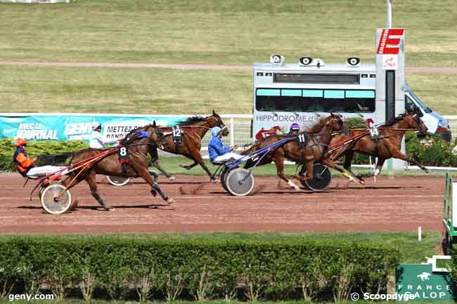 04/08/2013 - Enghien - Prix de la Porte Chaumont : Ankunft