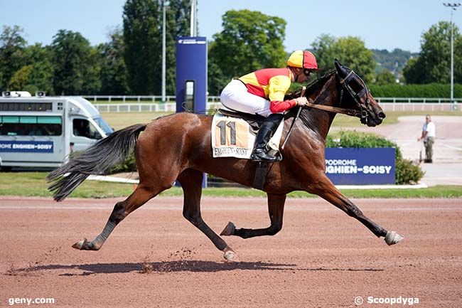 10/08/2025 - Enghien - Prix de Chatou : Arrivée