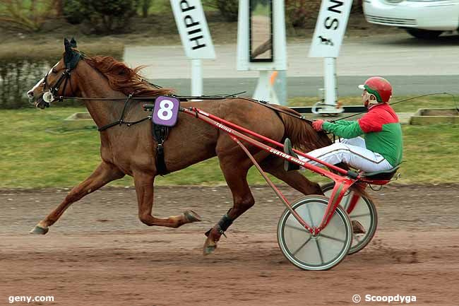 09/03/2011 - Amiens - Prix des Pensées : Arrivée