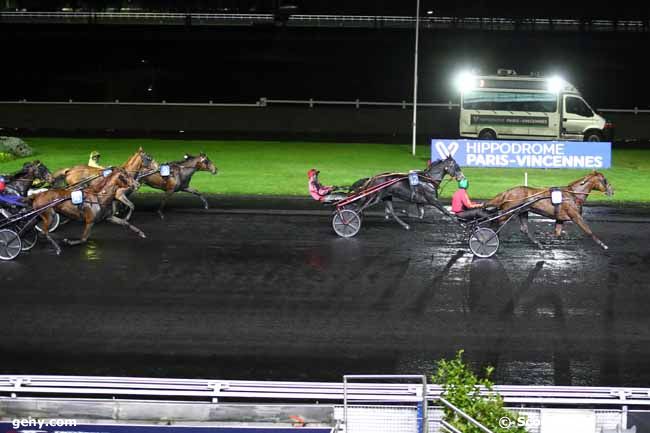 27/11/2023 - Vincennes - Prix de Brassac-les-Mines : Arrivée