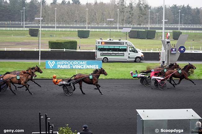 24/12/2024 - Vincennes - Prix de Craon : Arrivée