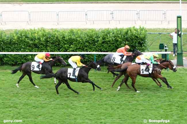 09/07/2012 - Chantilly - Prix des Soixante Arpents : Arrivée