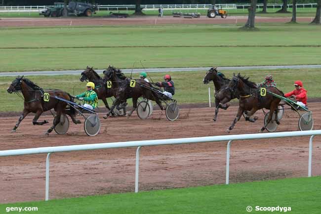 07/07/2015 - Châteaubriant - Prix d'Enghien : Ankunft