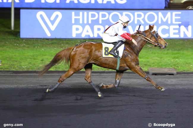 28/12/2021 - Vincennes - Prix d'Ispagnac : Ankunft