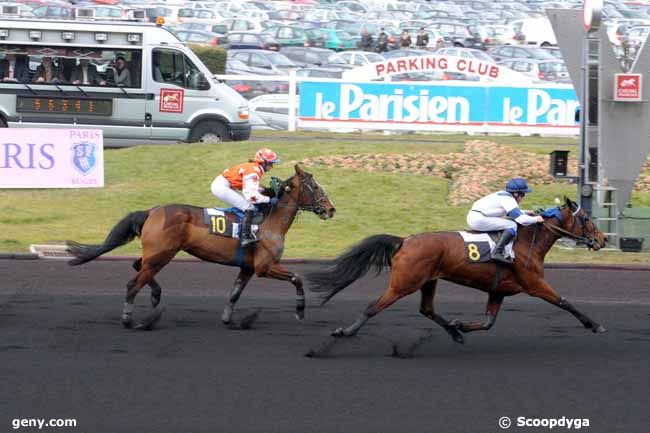 21/02/2010 - Vincennes - Prix Décidée : Arrivée