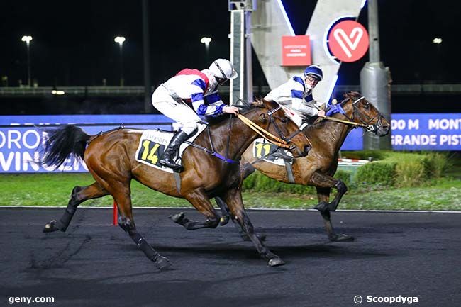 21/12/2021 - Vincennes - Prix de Courteilles : Arrivée