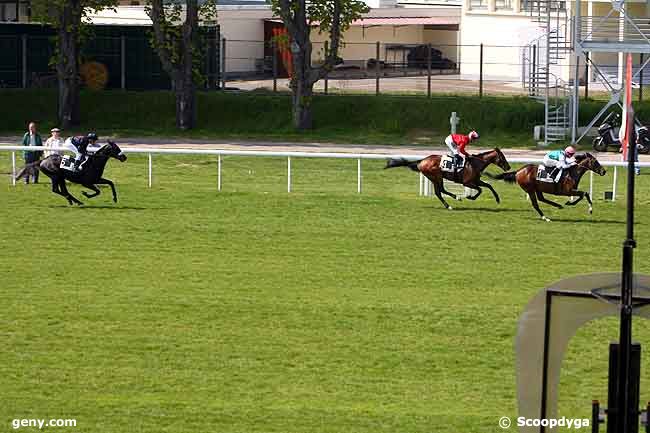 19/04/2010 - Maisons-Laffitte - Prix de Suresnes : Arrivée