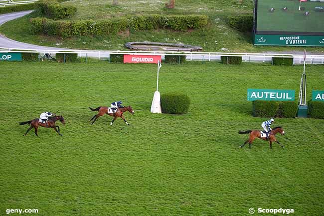 14/04/2022 - Auteuil - Prix de Saumur : Arrivée