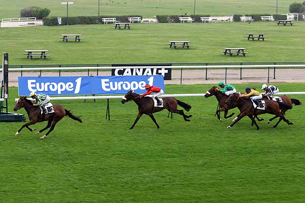 07/06/2007 - ParisLongchamp - Prix du Canal de l'Ourcq : Arrivée