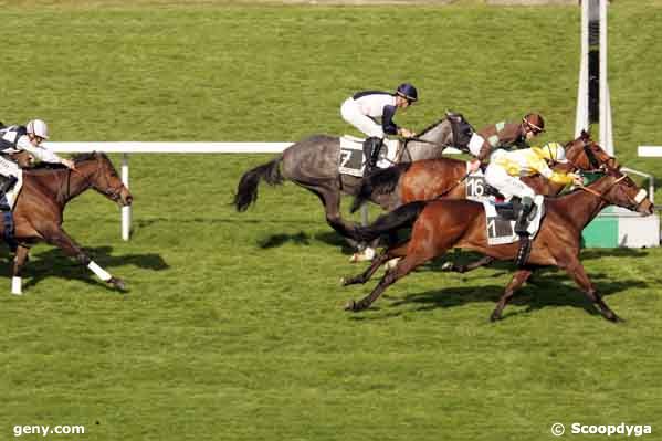 11/04/2008 - Saint-Cloud - Prix du Vesinet : Arrivée