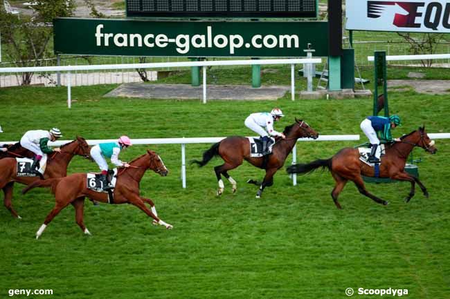 02/04/2014 - Saint-Cloud - Prix le Haar : Arrivée