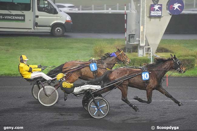 24/12/2024 - Vincennes - Prix de Saint-Jean-de-Monts : Ankunft