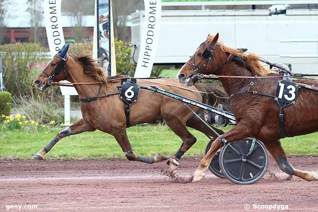 06/03/2024 - Amiens - Prix de l'UNAT Daniel Laborde : Arrivée