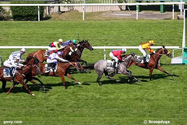 04/06/2010 - Saint-Cloud - Prix de Gravelle : Arrivée