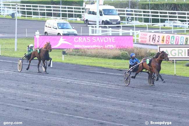 26/12/2021 - Vincennes - Prix Gras Savoye Willis Towers Watson : Arrivée