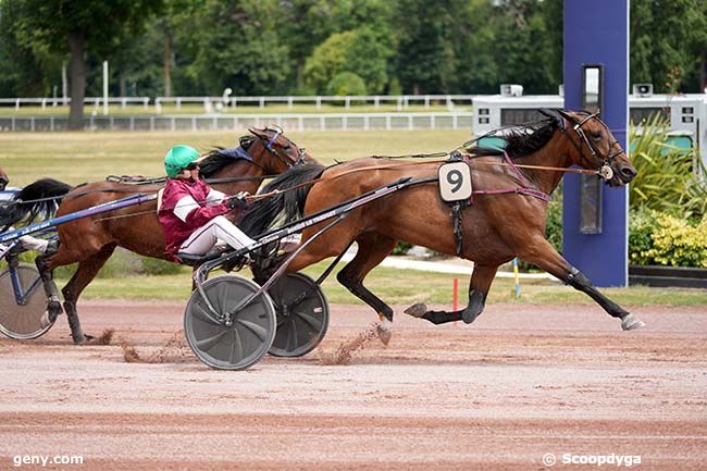05/07/2025 - Enghien - Prix du Parc Montsouris : Arrivée