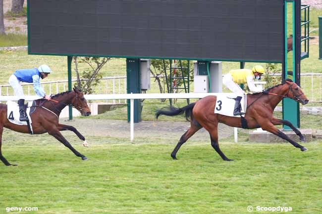 01/05/2021 - Saint-Cloud - Prix Herbager : Arrivée