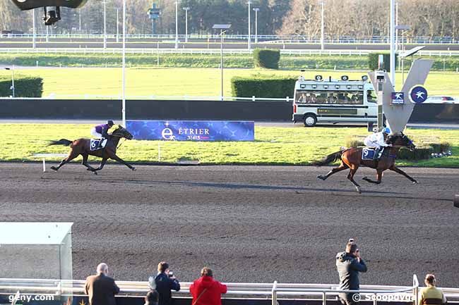 22/03/2024 - Vincennes - Prix Félicien Gauvreau - Etrier 3 Ans Q1 : Arrivée