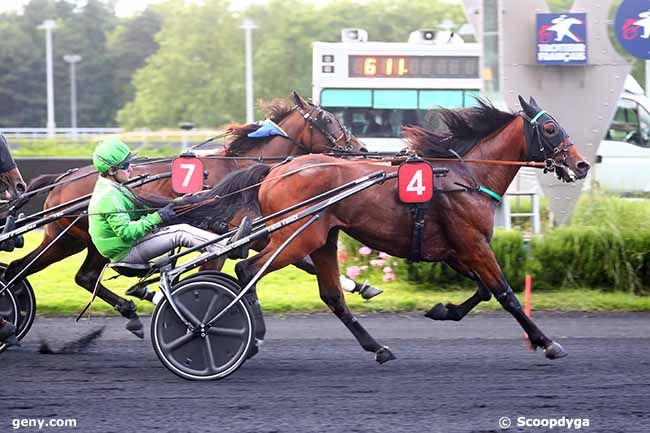 11/06/2024 - Vincennes - Prix Circe : Arrivée