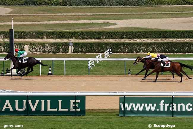 09/07/2010 - Deauville - Prix de Fierville : Ankunft