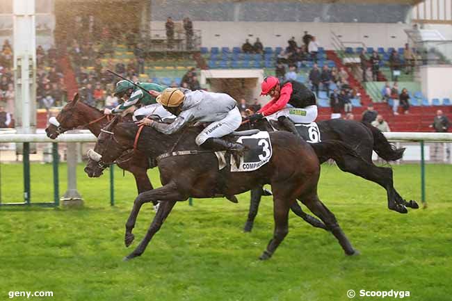 28/10/2023 - Compiègne - Prix Paradis Beachcomber Golf Resort & Spa (Grand Steeple-Chase de Compiègne) : Arrivée