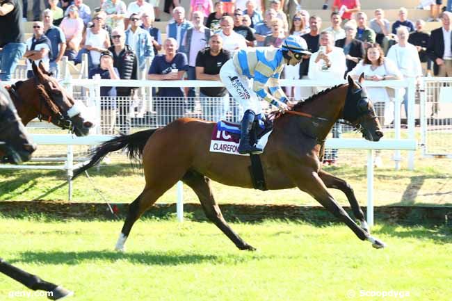 09/08/2024 - Clairefontaine-Deauville - Prix de Fierville-les-Parcs : Arrivée