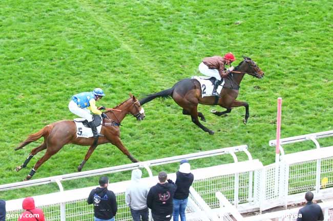 12/03/2022 - Auteuil - Prix Ventriloque : Arrivée