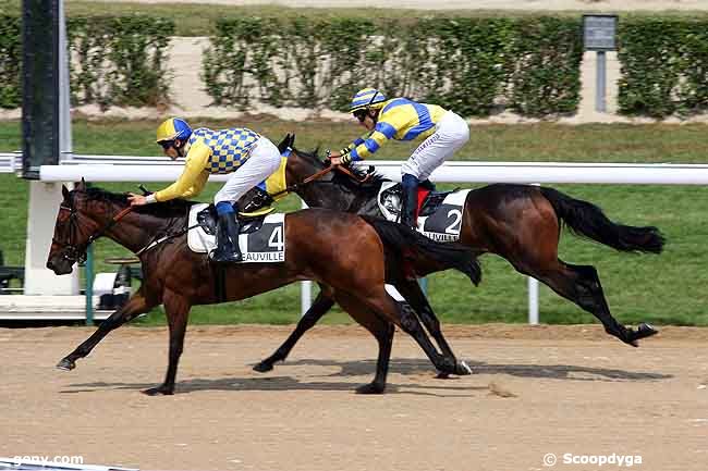 09/07/2010 - Deauville - Prix de la Gâtine : Ankunft