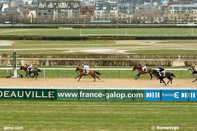 27/12/2010 - Deauville - Prix de Colombières : Ankunft