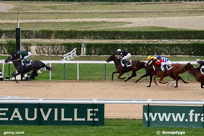 06/08/2010 - Deauville - Prix de la Jetée : Ankunft