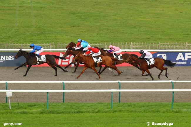 23/11/2024 - Chantilly - Prix George Bridgland (Prix de la Touche aux Mulets) : Arrivée