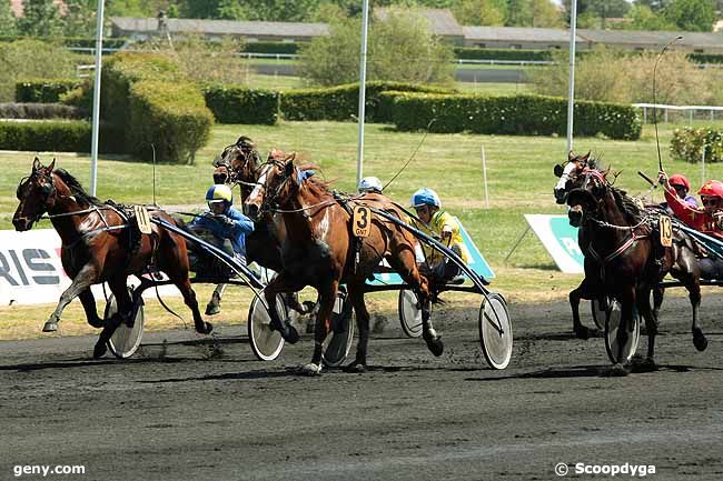 28/04/2010 - Agen-Le Passage - Prix Paris-Turf - Geny.com : Arrivée